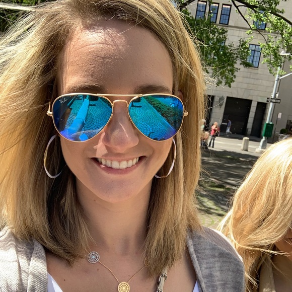 Meet your Posher, Paige - Picture 1 of 1